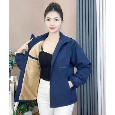 Áo gió nữ 2 lớp có mũ chống nước, lót lông cừu hàng loại 1 - Giá chỉ 96,912₫ 3 Áo gió nữ 2 lớp có mũ chống nước, lót lông cừu hàng loại 1 - Giá chỉ 96,912₫ 3
