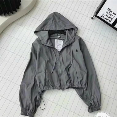 Áo Gió Nữ Croptop Cao Cấp Chống Nước Cản Nắng Cản Gió Size 45-62kg Giá 107.500 VND