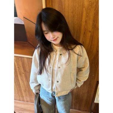 Áo khoác bomber dạ nữ ngắn croptop thu đông – Phong cách tết 2.025, chỉ 236.500₫