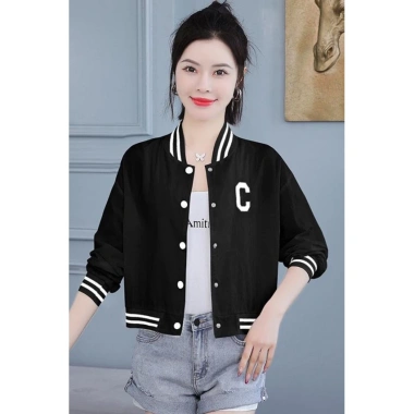 Áo khoác bomber dù nữ croptop logo thêu cực yêu - giảm giá 99k (giá gốc 118.800₫) 5 Áo khoác bomber dù nữ croptop logo thêu cực yêu - giảm giá 99k (giá gốc 118.800₫) 5