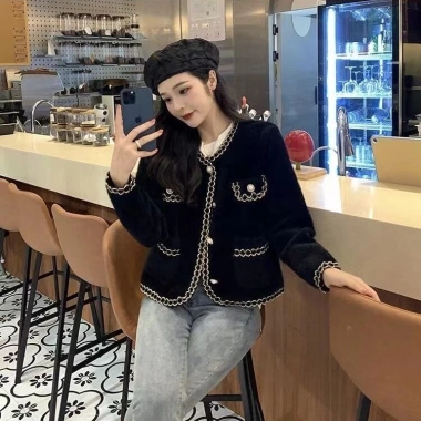 Áo khoác cardigan dạ lông thỏ cúc ngọc - áo len chảnh cho nữ HMBOUTI SP24 giá 189k