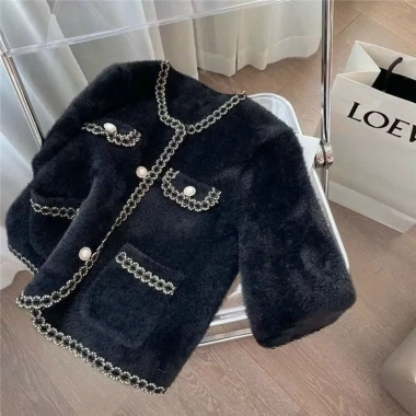 Áo khoác cardigan dạ lông thỏ cúc ngọc - áo len chảnh cho nữ HMBOUTI SP24 giá 189k 6 Áo khoác cardigan dạ lông thỏ cúc ngọc - áo len chảnh cho nữ HMBOUTI SP24 giá 189k 6