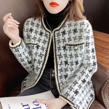 Áo khoác cardigan dạ lông thỏ cúc ngọc - áo len chảnh cho nữ HMBOUTI SP24 giá 189k