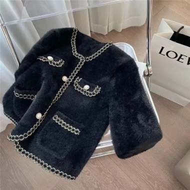 Áo khoác cardigan dạ lông thỏ viền ngọc đính cúc - Hàng Quảng Châu Loại 1 - FREESHIP - Giá chỉ 189.000đ 7 Áo khoác cardigan dạ lông thỏ viền ngọc đính cúc - Hàng Quảng Châu Loại 1 - FREESHIP - Giá chỉ 189.000đ 7
