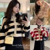 Áo khoác cardigan len croptop cúc vàng kẻ sọc Hàn Quốc, giao Tết, QCCC, 159k