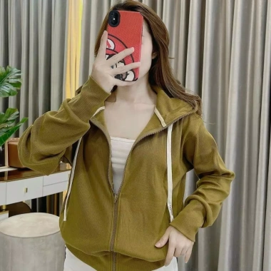 Áo khoác chống nắng gân túi XXL chất thun, 6 túi, freesize 60‑70kg - Giá 195.000₫ 5 Áo khoác chống nắng gân túi XXL chất thun, 6 túi, freesize 60‑70kg - Giá 195.000₫ 5