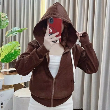 Áo khoác chống nắng gân túi XXL chất thun, 6 túi, freesize 60‑70kg - Giá 195.000₫ 10 Áo khoác chống nắng gân túi XXL chất thun, 6 túi, freesize 60‑70kg - Giá 195.000₫ 10