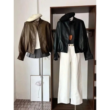 Áo khoác da 2 lớp form rộng cúc đôi bo chun viền gấu siêu xinh - chỉ 49.000đ 9