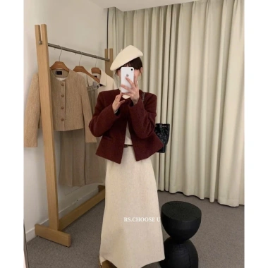 Áo khoác dạ Tweed bông xù cúc bọc vải túi ngang SURAN TWEED đỏ burgundy tết Noel