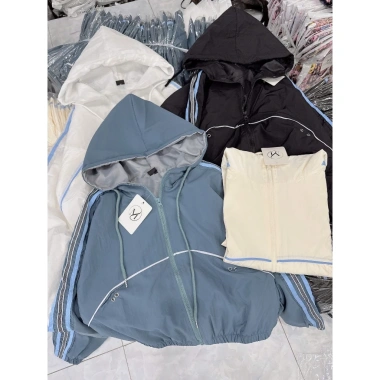 Áo khoác dù nữ croptop viền xanh kèm nón chống nắng - Giá chỉ 125k, giảm 23%