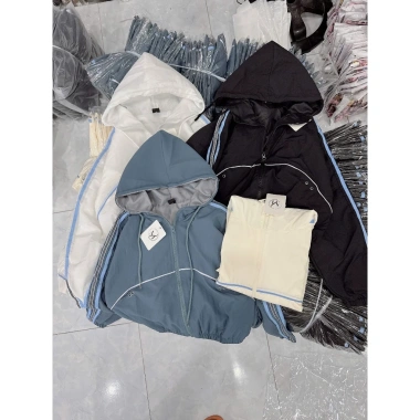 Áo khoác dù nữ croptop viền xanh kèm nón chống nắng - Giá chỉ 125k, giảm 23% 3