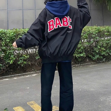 Áo Khoác Gió Bomber BABE Chữ Thêu Đường Phố Âu Mỹ - Giá 269.000đ Giảm Đặc Biệt