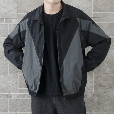 Áo khoác gió nam Beleader 2 lớp kiểu bomber B14 - Siêu nhẹ, giữ ấm, chỉ 162.602₫ 4 Áo khoác gió nam Beleader 2 lớp kiểu bomber B14 - Siêu nhẹ, giữ ấm, chỉ 162.602₫ 4