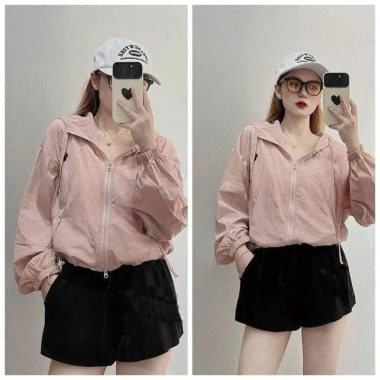 Áo Khoác Gió Nữ 2 Lớp Thêu Ngực - Kháng Nước, Chống UV, Dây Rút, Túi Khóa, Giá 97.500₫