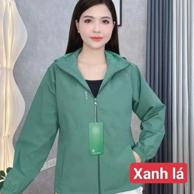Áo khoác gió nữ 2 lớp thời trang 2.025 – Vải tráng bạc chống nước, in chữ ngực, 12 màu, size 38‑75kg 3
