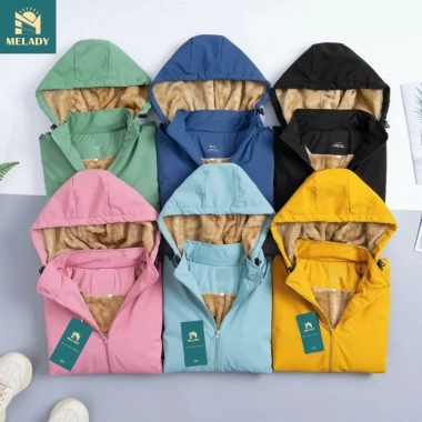 Áo khoác gió nữ lót lông cừu vải nano tráng bạc chống nước, gió, bám bụi, túi zip - 102k 2