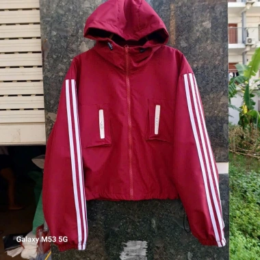 Áo khoác gió Nữ lót lụa free size viền thể thao mũ liền túi trong - 99.000₫ shop Long