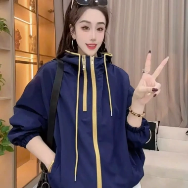 Áo khoác gió thể thao, khoá túi, hai lớp lót lụa, chống gió, size 40‑95kg - 262.500₫