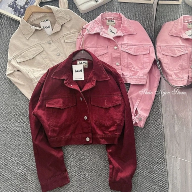 Áo khoác jean nữ croptop 2 túi nắp tay dài Hồng Pastel - Giá chỉ 165k giảm từ 212.850