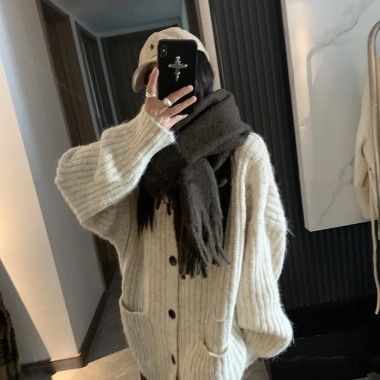 Áo khoác len cardigan cổ cao dệt kim mùa đông rộng hottrend Tết 2.026 giá 343k