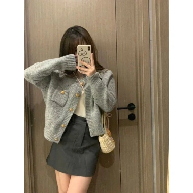 Áo khoác len cardigan dệt kim 2 lớp cúc đồng sang chảnh - Giao trước Tết, chỉ 179k QCCC KUNKUN SP72