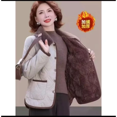 Áo khoác lót lông trần trám cho mẹ, bà – ấm áp, thời trang, giảm giá 255k (giá gốc 313.650) 8 Áo khoác lót lông trần trám cho mẹ, bà – ấm áp, thời trang, giảm giá 255k (giá gốc 313.650) 8