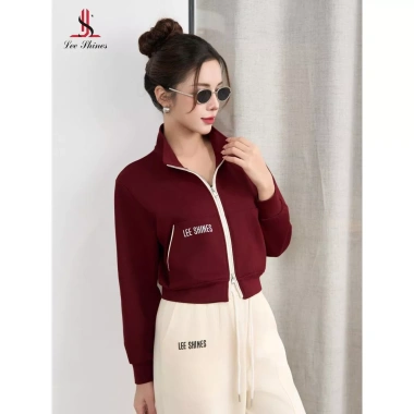 Áo khoác nỉ bomber cổ dựng tay dơi, vải Hàn độ dày vừa, mặt mịn mềm mại, co giãn tốt - Giá 451.500₫ 4 Áo khoác nỉ bomber cổ dựng tay dơi, vải Hàn độ dày vừa, mặt mịn mềm mại, co giãn tốt - Giá 451.500₫ 4