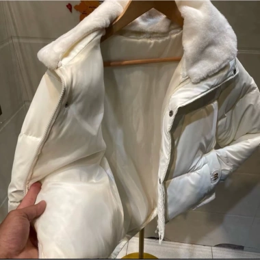 Áo khoác nữ da PU 3 lớp, cổ lông tháo rời, freesize, dây rút & tay bo - 199.000đ