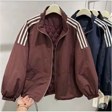 Áo khoác nữ thể thao tràn bông dày dặn, trẻ trung - Giá chỉ 125.000 VND, giảm 22%