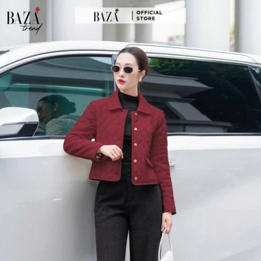 Áo khoác phao ngắn nữ BAZA caro chần bông, cổ bẻ thanh lịch - Giá ưu đãi 715.000₫ 8 Áo khoác phao ngắn nữ BAZA caro chần bông, cổ bẻ thanh lịch - Giá ưu đãi 715.000₫ 8
