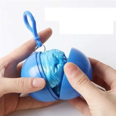 Áo Mưa Móc Khóa Hình Quả Bóng Nhỏ Gọn Tiện Lợi, Tái Sử Dụng, Giá 15.000 VNĐ 6 Áo Mưa Móc Khóa Hình Quả Bóng Nhỏ Gọn Tiện Lợi, Tái Sử Dụng, Giá 15.000 VNĐ 6