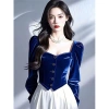 Áo Nhung Đỏ Retro Nữ Cổ Vuông - Phong Cách Tết Nguyên Đán và Giáng Sinh, Giá 218.021₫ 4