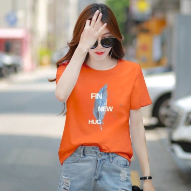 Áo phông nữ dáng rộng Loza RT8.342 in hình lông vũ, thun cotton co giãn 4 chiều, giảm giá 23% 168k