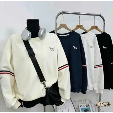 Áo sweater đỏ Noel Tết nỉ 2 da, thêu cún dễ thương, viền tay mềm mại không xù lông, giá chỉ 138.600 VND