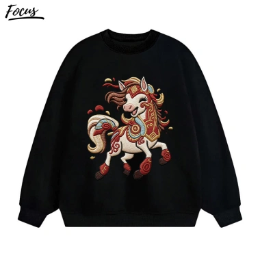 Áo sweater nữ đỏ mận unisex thu đông form rộng Năm Ngựa in hình áo tết fashion FOCUS 199k