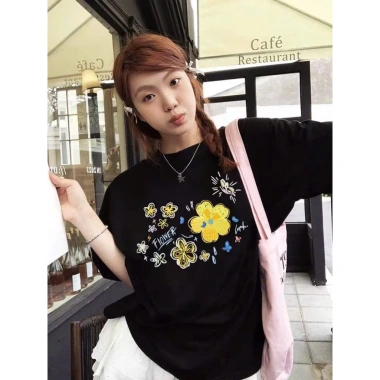 Áo thun cotton in hoa Memo style, form rộng, size 40‑65kg, giảm còn 130.000₫