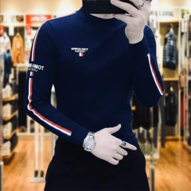 Áo Thun Dài Tay Nỉ Da Cá Logo Thêu 3 Sọc Mẫu Mới Tết 2.025 Giá Ưu Đãi 110k ShopMap 5