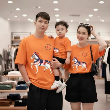 Áo thun gia đình in hình ngựa hottrend - Giá ưu đãi 103.000₫, cotton thoáng mát