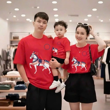 Áo thun gia đình in hình ngựa hottrend - Giá ưu đãi 103.000₫, cotton thoáng mát