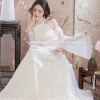 Áo yếm lụa màu be ánh vàng họa tiết hoa sen – Đồ Tết sang trọng, giá 228.000 VNĐ 2