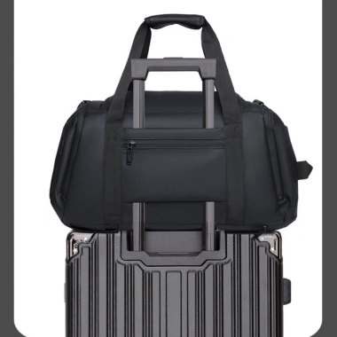Ba lô du lịch FASHYUNER Xám Đen - Túi Duffel PU dung tích lớn, tách ướt khô, phù hợp tập thể dục, giá 374.436 VND