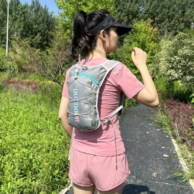 Ba lô leo núi YUNRAO nhẹ, phản quang an toàn, chống thấm, thoáng khí, Nylon daypack xe đạp - Giá 219.024 VND 5