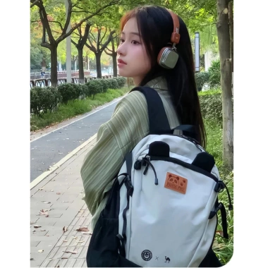 Balo du lịch 18L Camel Crown siêu nhẹ không thấm nước, gập gọn, phù hợp nam nữ đi bộ đường – chỉ 475.200₫