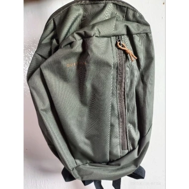 Balo du lịch Quechua 10L nhẹ, chống nước, giảm giá 125k - Phù hợp mọi chuyến đi