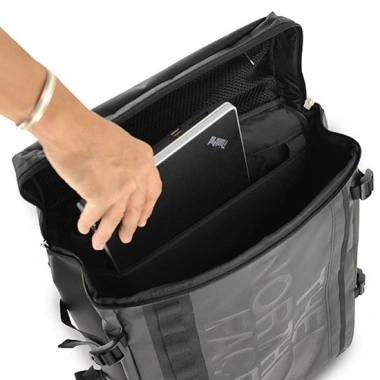 Balo Unisex Chống Nước Đen Chữ Đỏ - Freeship, Tặng kèm vớ, Giá 299k 4
