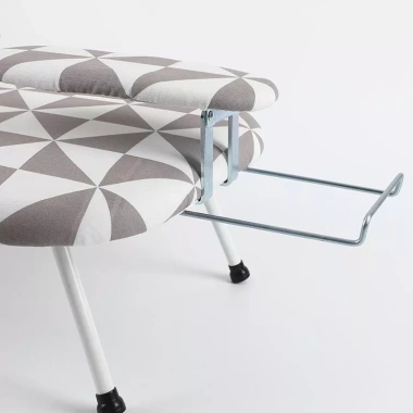 Bàn để ủi quần áo gấp gọn, chống bỏng, mini dạng ngồi tiện lợi cho gia đình - Giá chỉ 260.000₫ (Giá gốc 332.800₫)