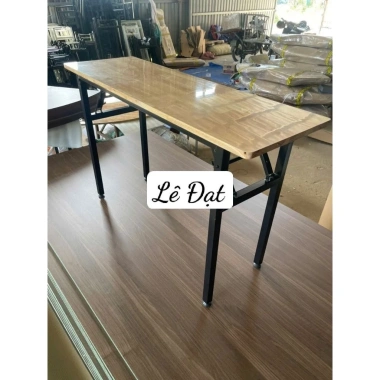 Bàn gập thông minh gọn nhẹ, xếp trong 2 giây - Giá chỉ 510.000 VND (giá gốc 647.700 VND)
