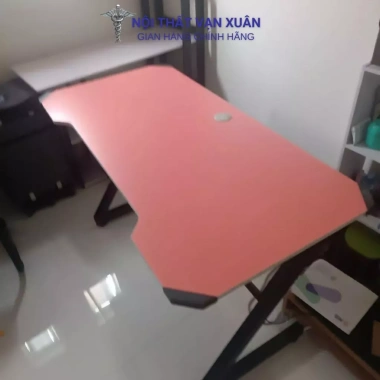 Bàn làm việc gaming chữ U KZ VX07-1 - Khung chắc, mặt uống cong, lỗ đi dây, giá 389.549 VND 5