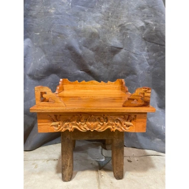 Bàn Ông Táo ngang 40cm gỗ xoan hoa sen truyền thống - Giá ưu đãi 450.000đ