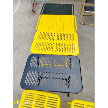 Bàn sắt CNC sơn tĩnh điện đa màu, chống gỉ, gấp gọn - Giá 148.000, phù hợp quán cafe, sân vườn, du lịch